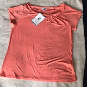 Women top, salmon